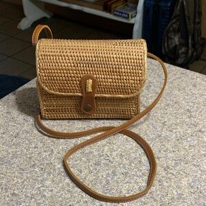 Elegant Tan Woven Crossbody Bag